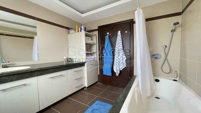 Image No.43-3 Bed Villa for sale