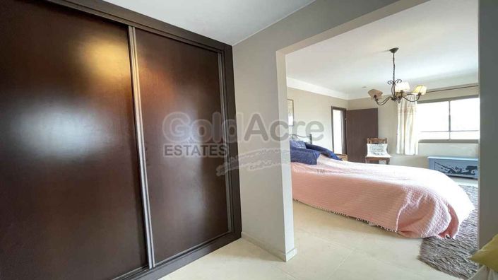 Image No.47-3 Bed Villa for sale