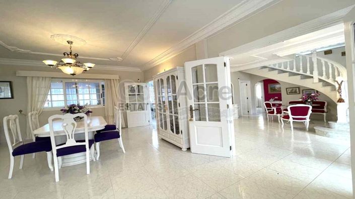 Image No.19-3 Bed Villa for sale