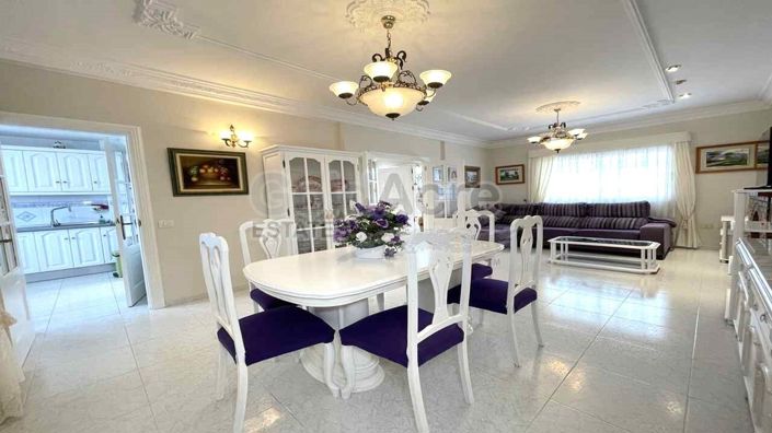 Image No.25-3 Bed Villa for sale