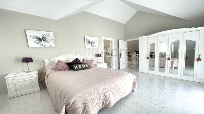 Image No.48-3 Bed Villa for sale