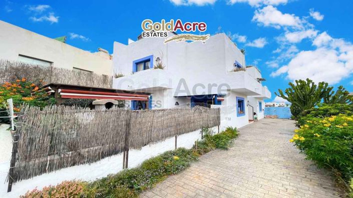 Image No.2-2 Bed Villa for sale