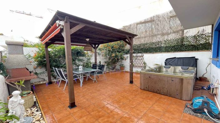 Image No.21-2 Bed Villa for sale