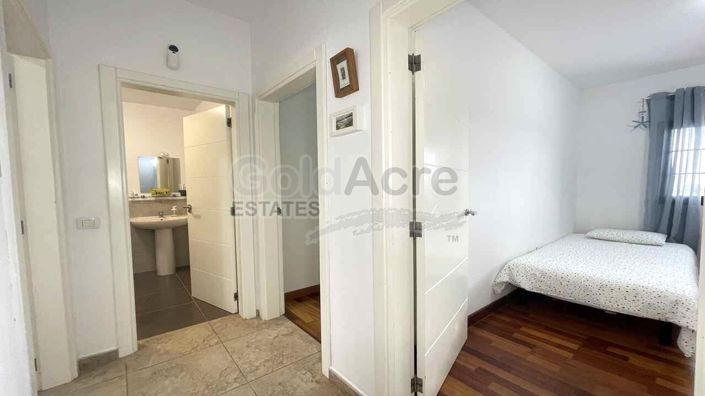 Image No.28-3 Bed Villa for sale