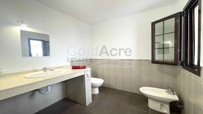 Image No.33-3 Bed Villa for sale