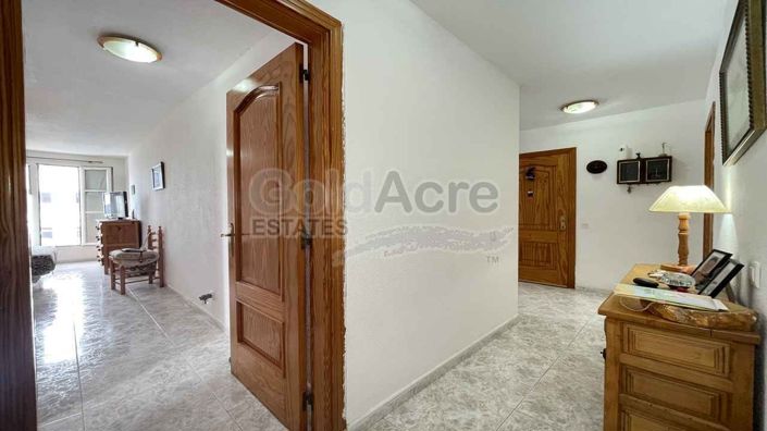 Image No.18-4 Bed Apartment for sale
