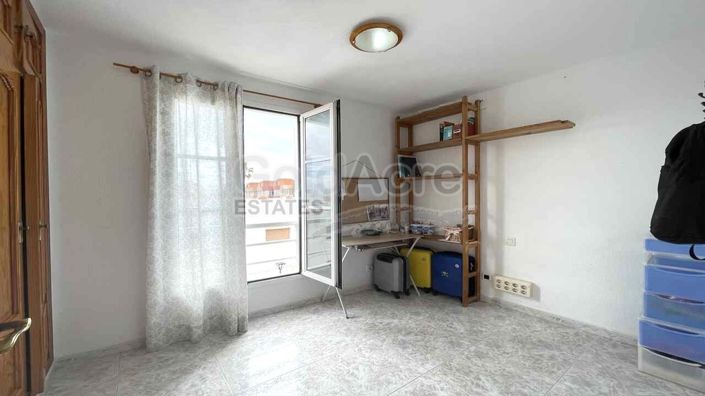 Image No.23-4 Bed Apartment for sale