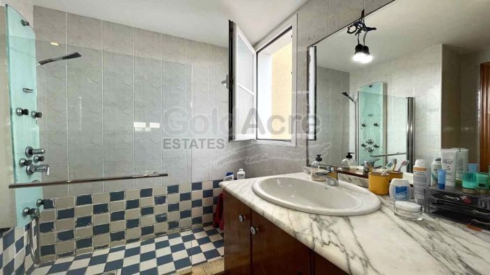 Image No.25-4 Bed Apartment for sale