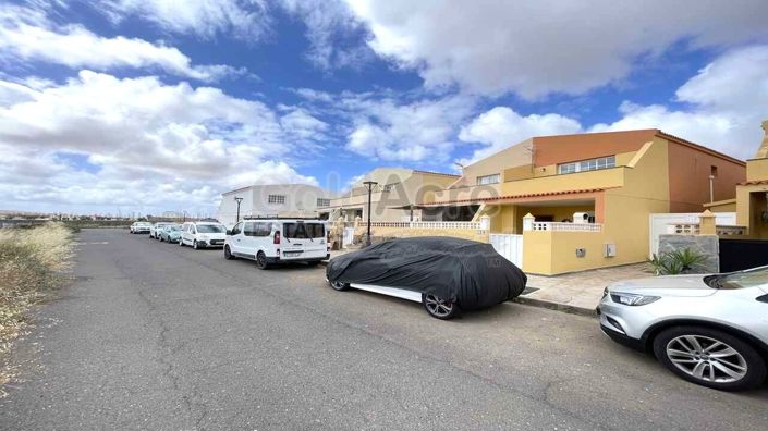 Image No.12-2 Bed Villa for sale