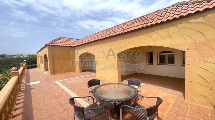 Image No.12-3 Bed Villa for sale