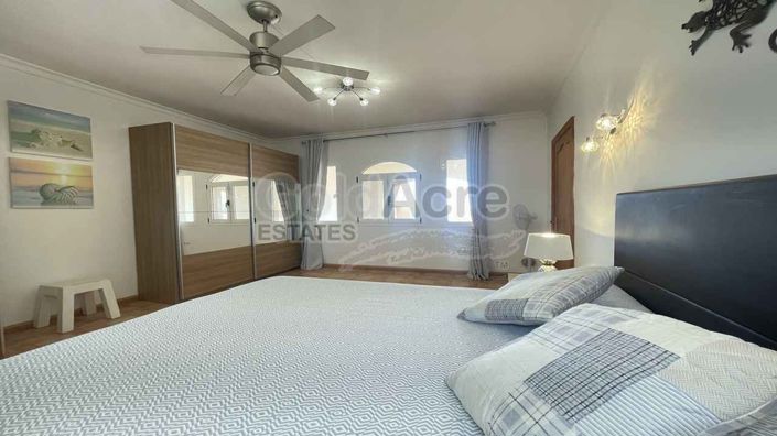 Image No.45-3 Bed Villa for sale