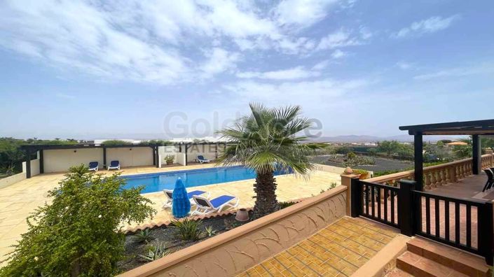 Image No.49-3 Bed Villa for sale