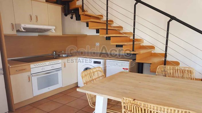 Image No.5-2 Bed Villa for sale