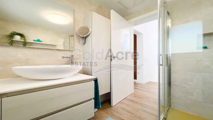 Image No.8-2 Bed Bungalow for sale