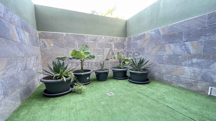 Image No.37-2 Bed Villa for sale