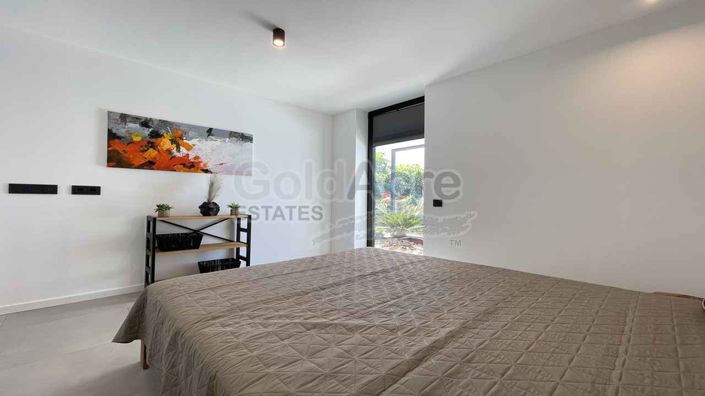 Image No.34-3 Bed Villa for sale
