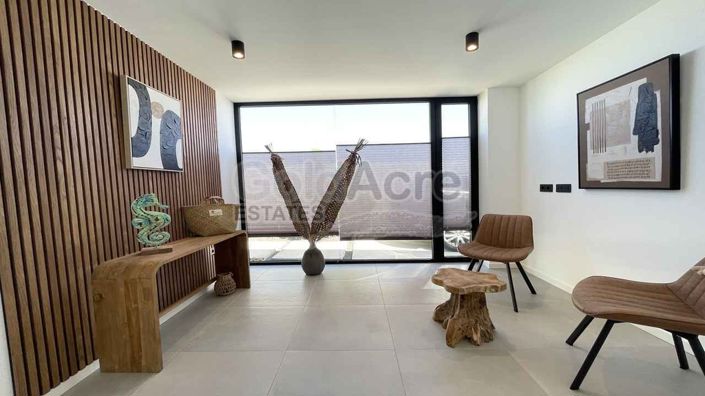Image No.38-3 Bed Villa for sale