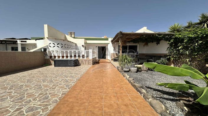 Image No.14-2 Bed Villa for sale