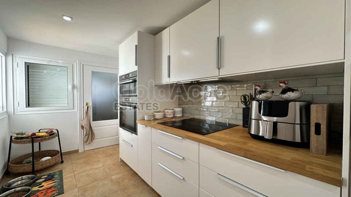 Image No.32-2 Bed Villa for sale
