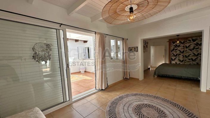 Image No.38-2 Bed Villa for sale