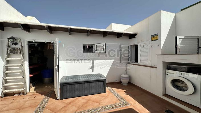 Image No.39-2 Bed Villa for sale