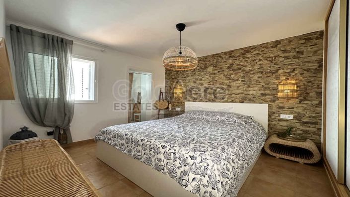 Image No.43-2 Bed Villa for sale