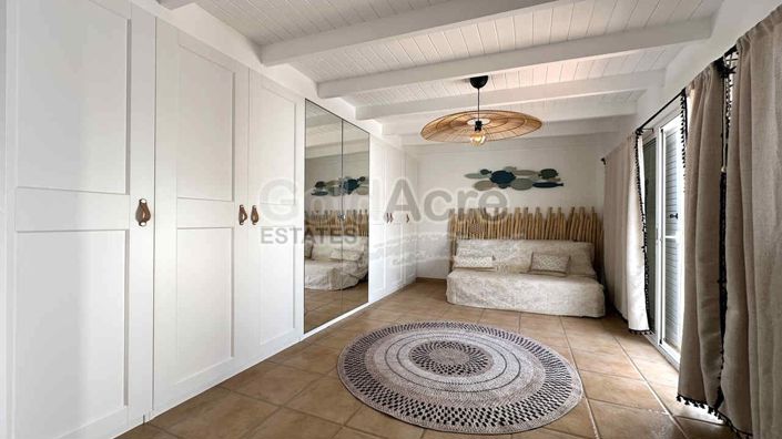 Image No.9-2 Bed Villa for sale