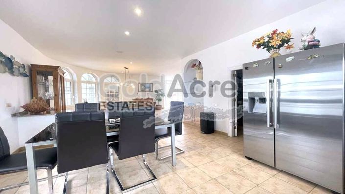 Image No.28-4 Bed Villa for sale