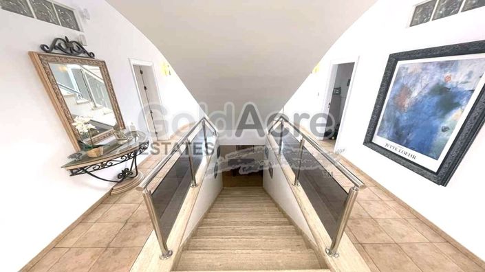 Image No.33-4 Bed Villa for sale