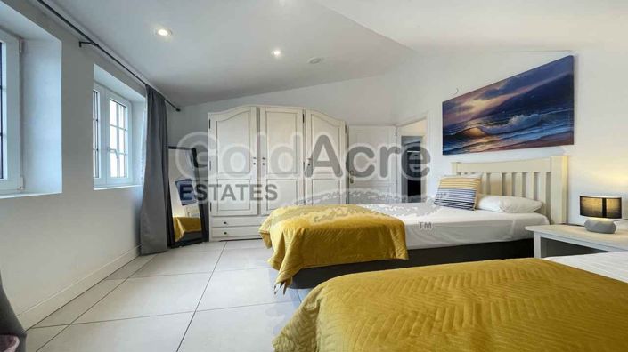 Image No.40-4 Bed Villa for sale