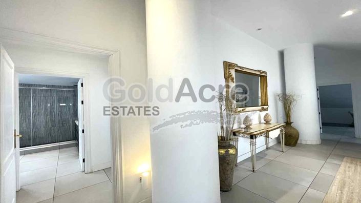 Image No.45-4 Bed Villa for sale