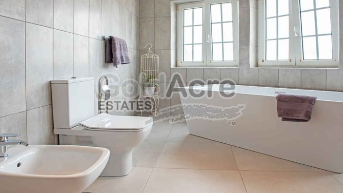 Image No.47-4 Bed Villa for sale