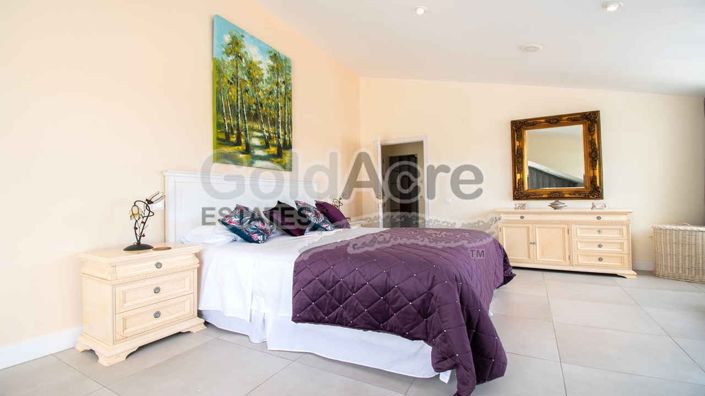 Image No.48-4 Bed Villa for sale