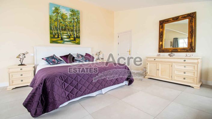 Image No.8-4 Bed Villa for sale