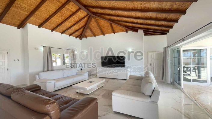 Image No.18-3 Bed Villa for sale