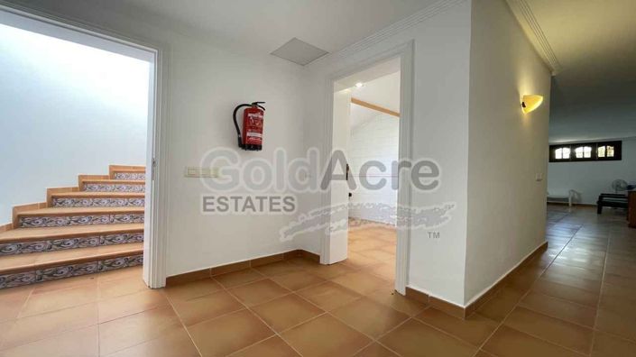 Image No.33-3 Bed Villa for sale
