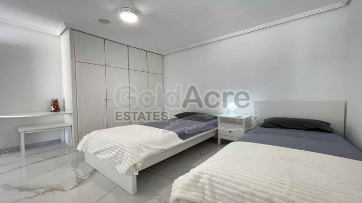 Image No.9-3 Bed Villa for sale