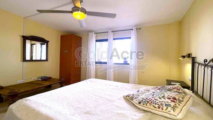 Image No.25-Appartement de 2 chambres à vendre