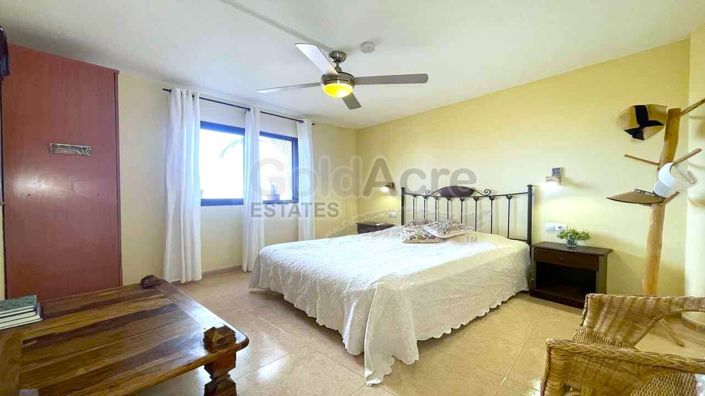 Image No.8-Appartement de 2 chambres à vendre