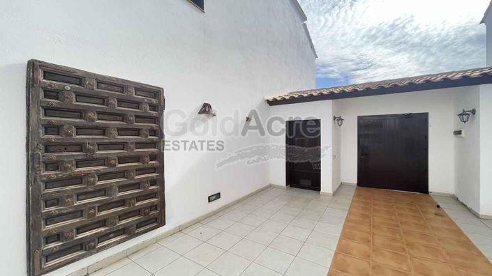 Image No.12-3 Bed House for sale