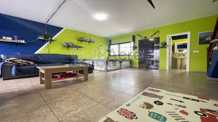 Image No.25-3 Bed House for sale