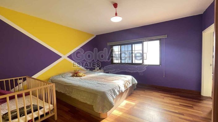 Image No.34-3 Bed House for sale