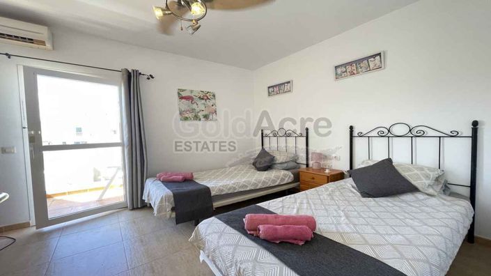Image No.32-Villa con 3 dormitorios en venta