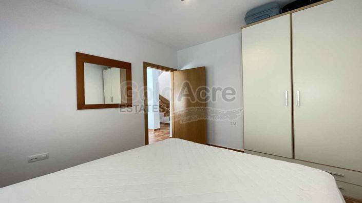 Image No.20-2 Bed Villa for sale