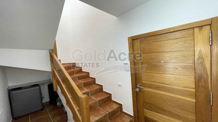 Image No.25-2 Bed Villa for sale