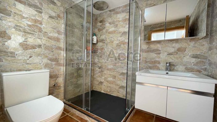 Image No.26-2 Bed Villa for sale