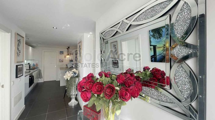 Image No.14-2 Bed Apartment for sale