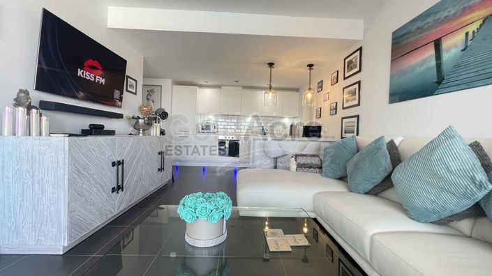 Image No.20-2 Bed Apartment for sale