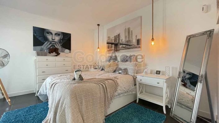 Image No.24-2 Bed Apartment for sale