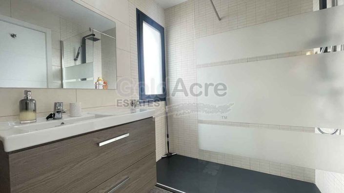 Image No.35-2 Bed Apartment for sale